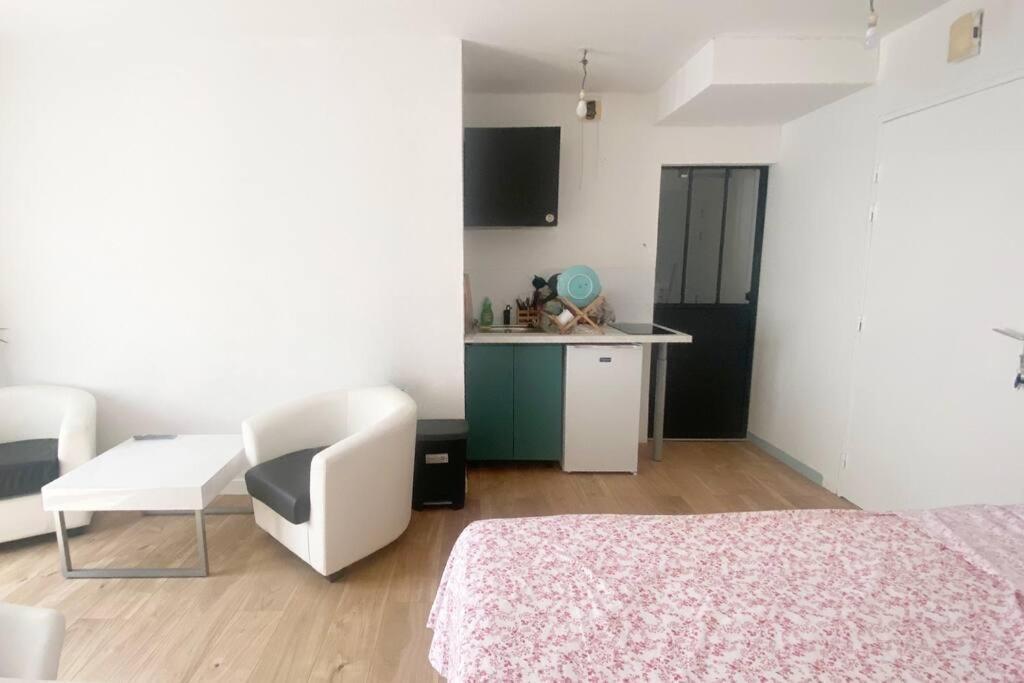 Appartement En Face De La Gare - Centre Ville Poitiers Exteriör bild