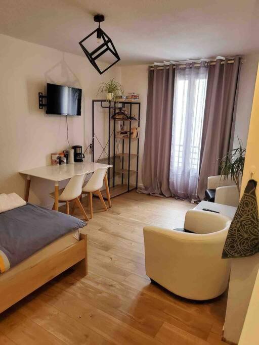 Appartement En Face De La Gare - Centre Ville Poitiers Exteriör bild